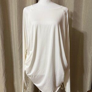Under Armour Motion Long Sleeve Tee – Cream / Ivory | Plus Size 3X | NWT